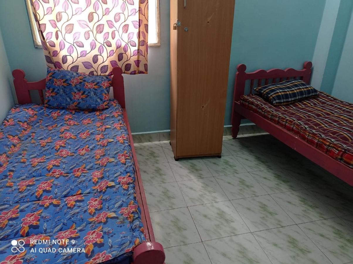 A Pousada Easvari Grand Pg For Women - Female Only Chennai Exterior foto